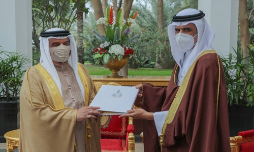 HM the King praises book on Kingdom’s achievements