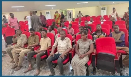 Nigeria bus kidnap victims all rescued: governor