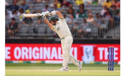 Australia build big lead over Pakistan as Lyon moves to 499 Test wickets