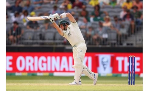 Australia build big lead over Pakistan as Lyon moves to 499 Test wickets