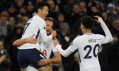 Kane nets brace as Spurs thrash Stoke