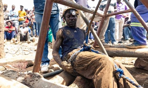 24 bodies retrieved from flooded Zimbabwe gold mine: report 24 bodies retrieved from flooded Zimbabwe gold mine: report