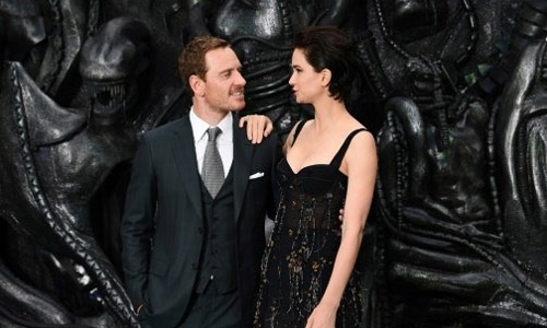 Scary space movie dethrones funny space movie at box office