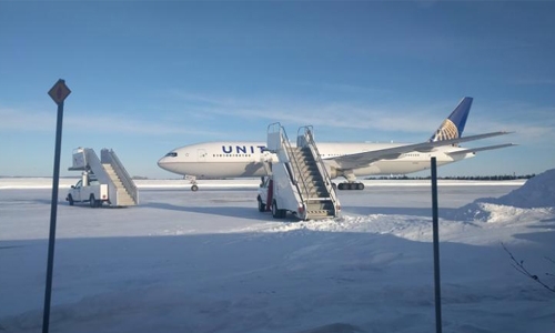 Passengers shiver through 13-hour ordeal on Canadian tarmac