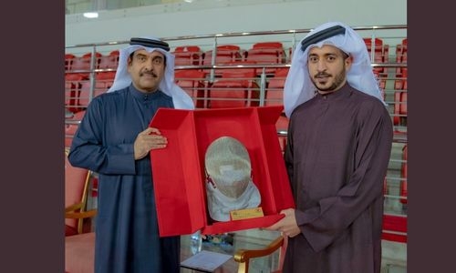 HH Shaikh Khalid attends World Youth Fencing Championship