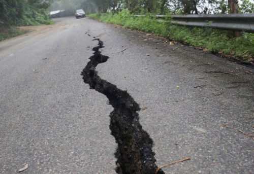 2 dead after powerful 6.8-magnitude quake strikes Mexico capital