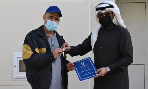 More housing units for citizens distributed to Bahrainis in Salman City