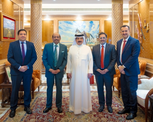 His Majesty the King receives the Chairman of Lulu Group