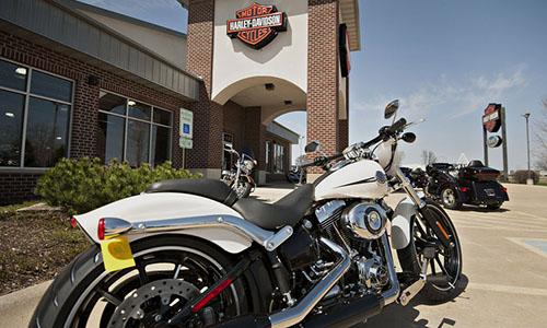 Harley-Davidson shares crash as US sales downshift Harley-Davidson shares crash as US sales downshift