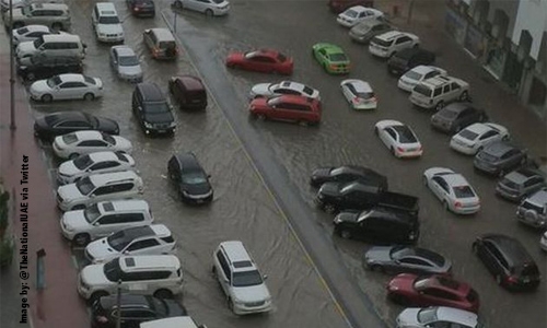 Rain shuts UAE schools, disrupts flights Rain shuts UAE schools, disrupts flights