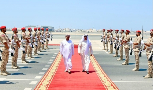 Oman Army Chief of Staff Visits Bahrain