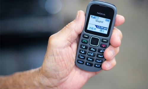 Singapore 2G switchoff highlights digital divide Singapore 2G switchoff highlights digital divide