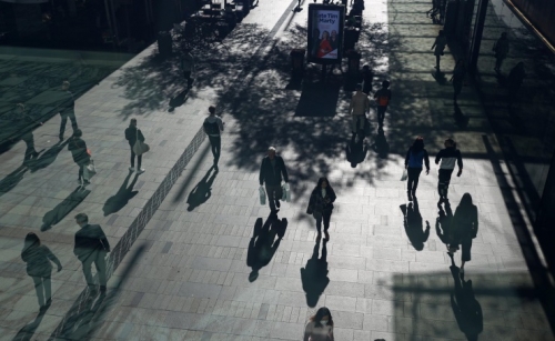 Australia extends jobs support as new COVID-19 outbreaks threaten economy Australia extends jobs support as new COVID-19 outbreaks threaten economy