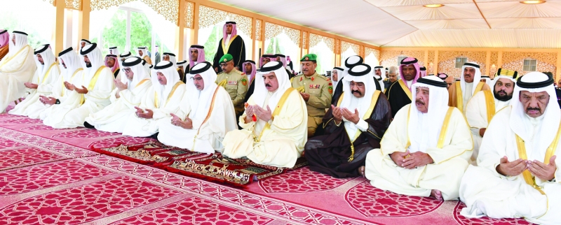 His Majesty performs Eid prayers His Majesty performs Eid prayers