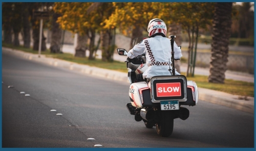 Electronic plates guide drivers during official convoys Electronic plates guide drivers during official convoys