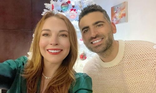 Lindsay Lohan shares Christmas selfie with Kuwaiti husband