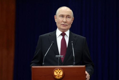Putin orders halt in strikes on Kyiv for Trump envoys' visit Putin orders halt in strikes on Kyiv for Trump envoys' visit