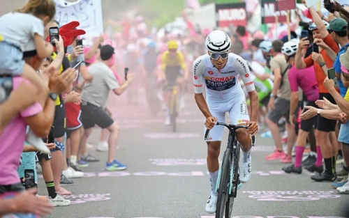 Eulalio leads Victorious in Varese