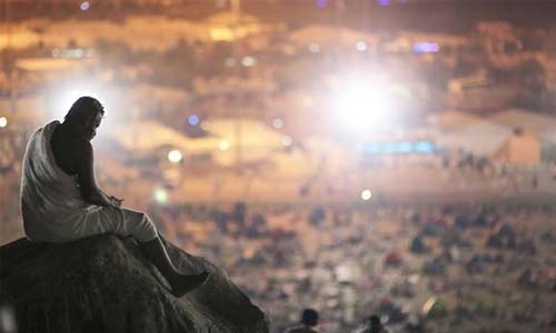 Saudi woman arrested in Cairo for swindling 260 Egyptians