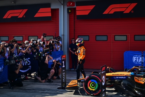 Piastri grabs Imola pole