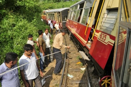 Two Britons killed after train derails in northern India Two Britons killed after train derails in northern India