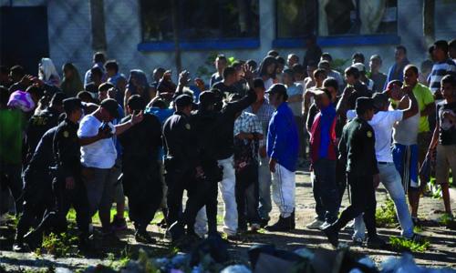 Seventeen killed in Guatemala prison fight