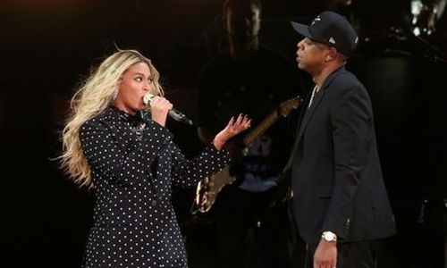Beyoncé and Jay-Z help boost Louvre visitors in 2018 Beyoncé and Jay-Z help boost Louvre visitors in 2018
