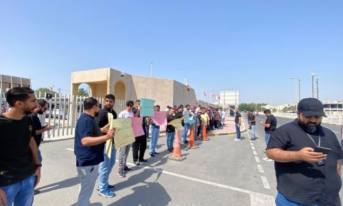 MPs advocate job security as 274 Bahrainis dismissed by delivery company
