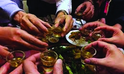 Vietnam man kills wedding guest after karaoke row