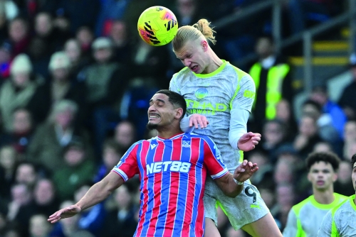 Man City smash Palace to fire title warning, Villa extend winning run Man City smash Palace to fire title warning, Villa extend winning run