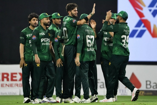 Pakistan must ‘focus on job’ in highly charged India clash: coach