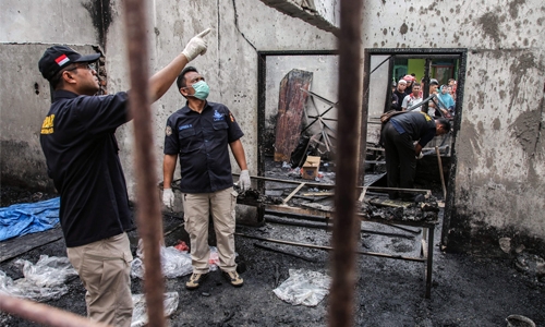 Children among 30 killed in Indonesia matchstick factory fire Children among 30 killed in Indonesia matchstick factory fire