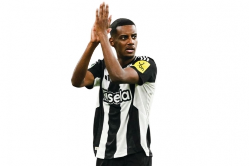 Isak pushes for Newcastle exit Isak pushes for Newcastle exit