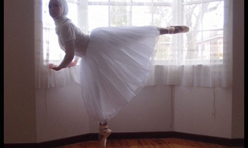 Meet the world's first would-be professional Muslim ballerina