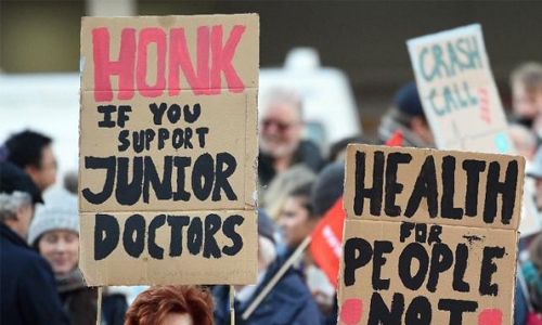 Doctors' strike causes disruption at UK hospitals Doctors' strike causes disruption at UK hospitals