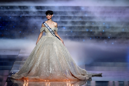 Miss France winner says her short hair a victory for ‘diversity’