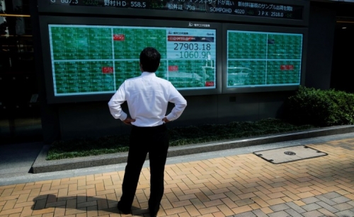 Asian shares fall on inflation, recession concerns; oil skids Asian shares fall on inflation, recession concerns; oil skids