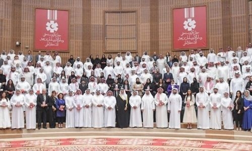 Royal support for frontliners