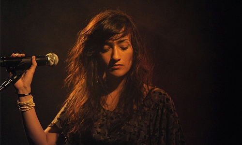 Blues artist Hindi Zahra pays tribute to her homeland