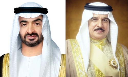 HM King meets Abu Dhabi Crown Prince, stresses depth of Bahraini-UAE relations