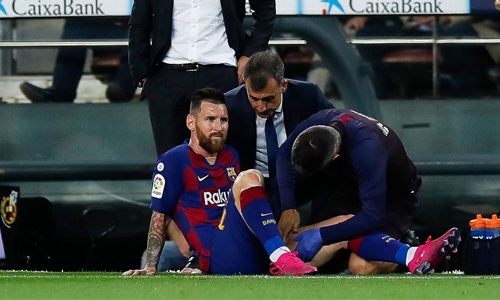 Messi injured but Barca seal much-needed win Messi injured but Barca seal much-needed win