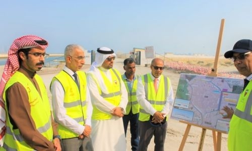 Works Minister inspects first phase construction of roads leading to East Sitra