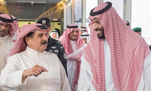 Bahrain, Saudi Arabia  to bolster bilateral ties