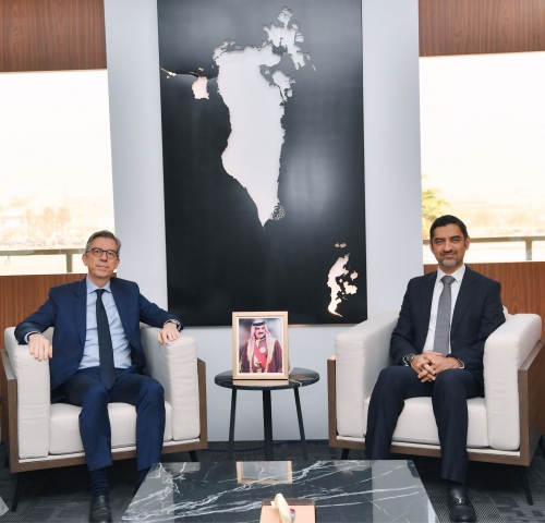 Municipalities Affairs Minister Receives French Ambassador to Discuss Bilateral Cooperation