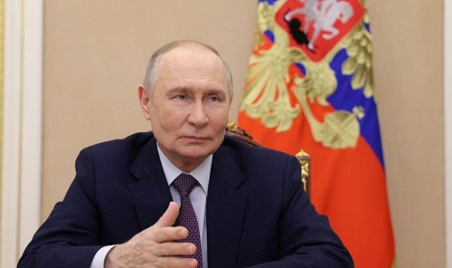 Putin Replaces Governors in Border Regions Near Ukraine