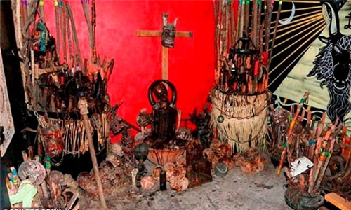 Over 40 skulls found at altar in den of Mexico cartel suspects