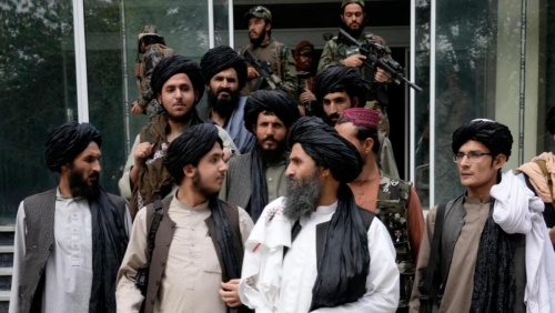 Pakistan sends 50-member team to Kabul to discuss cease-fire