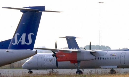 Three hurt as plane skids off runway at Russian airport