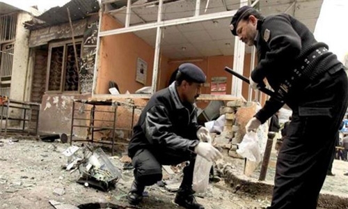 Bomb blast in SW Pakistan hospital kills five Bomb blast in SW Pakistan hospital kills five