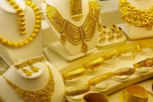 Gold Prices Fall 15%, Eid Shopping Surges